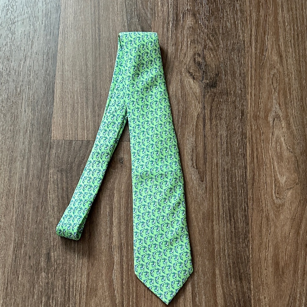 Vineyard Vines Light Green Whale of a tie